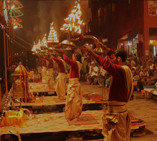 Ganga Aarti ceremony — Awadh Tour